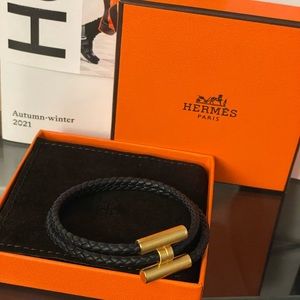 Hermès bracelet TOURNIS gold hardware